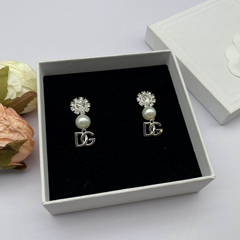 DG Earring lyr60